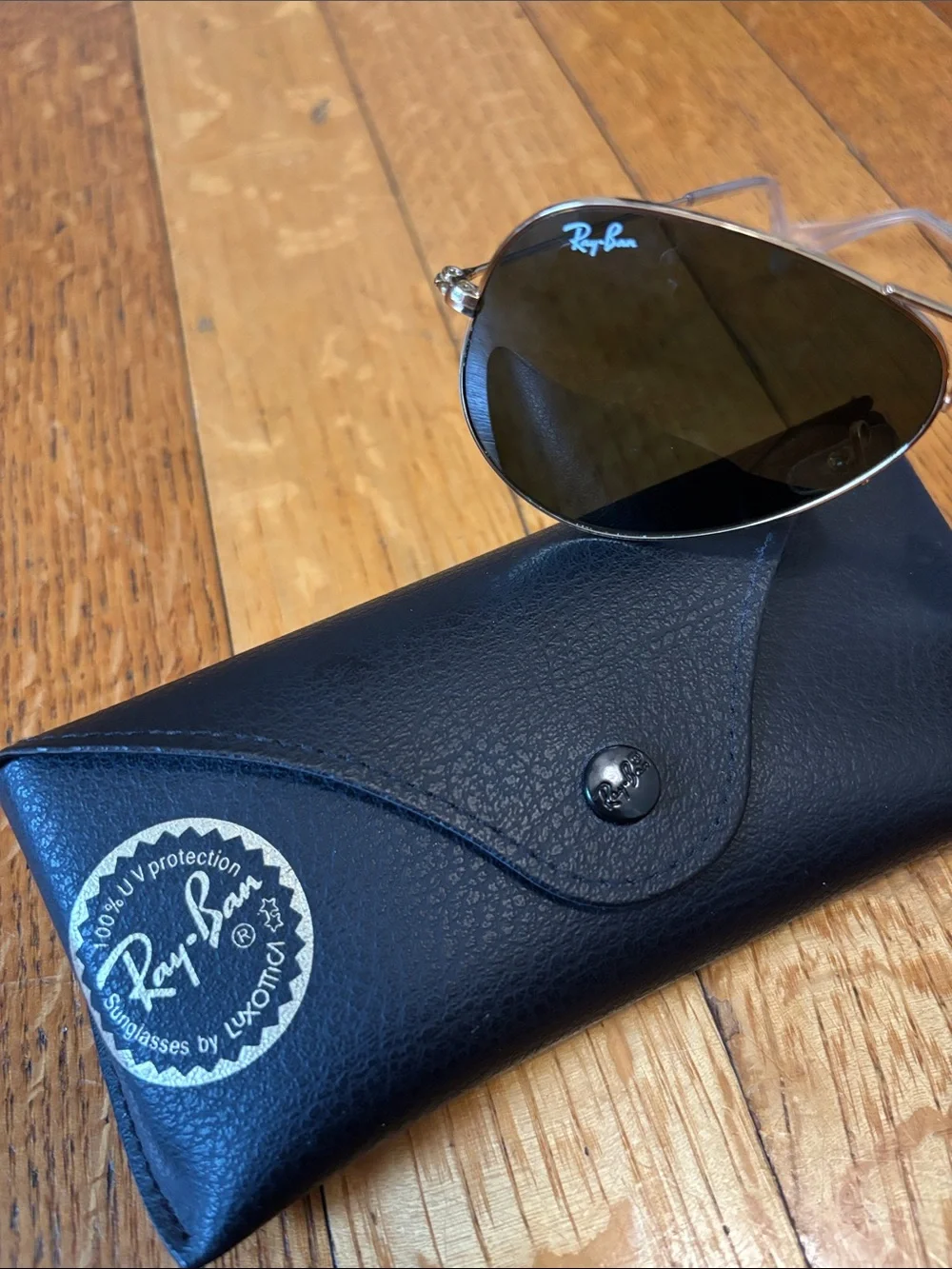 Ray-Ban Aviator Sunglasses - Gold Frame, Dark Lenses